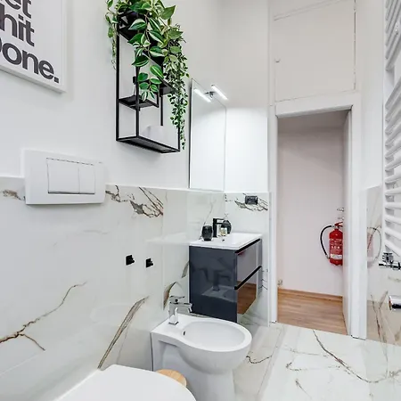 Salotto San Pietro 公寓 *